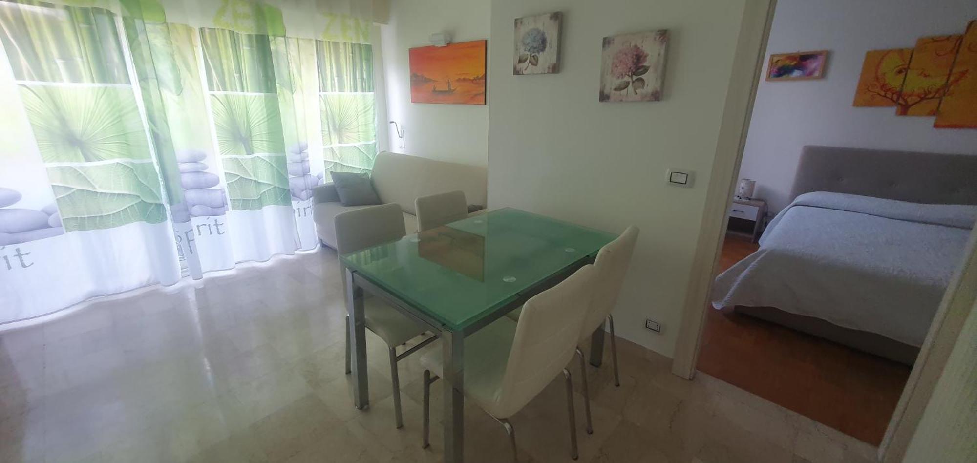Appartamento Lido 'With Parking Space Included' Toscolano-Maderno Zimmer foto